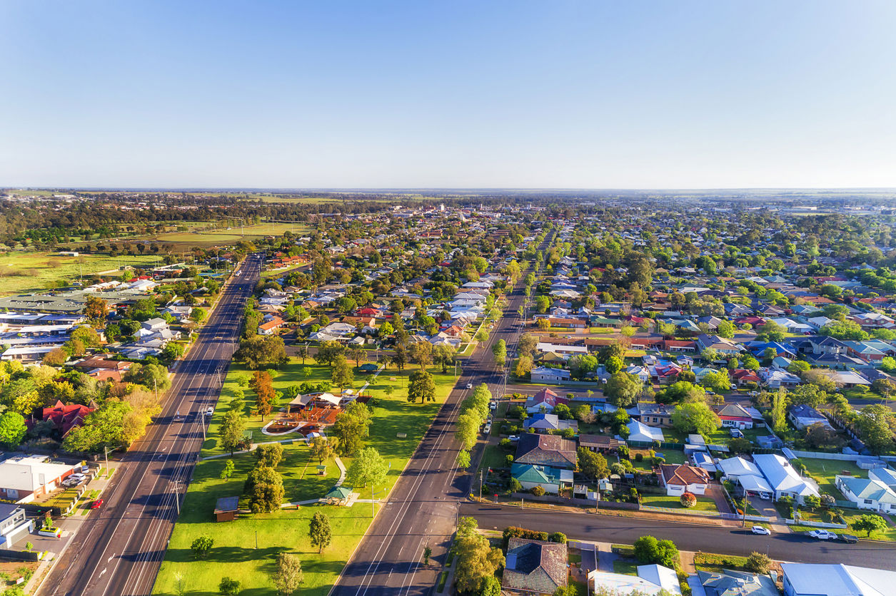 CEFC commits $490m to net zero future via Rewiring the Nation Fund CEFC commits $490m to net zero future via Rewiring the Nation Fund